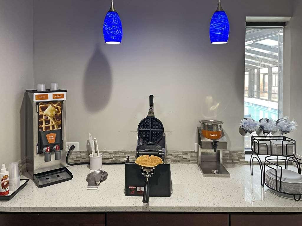 Comfort Inn & Suites Mundelein-Vernon Hills Étterem fotó